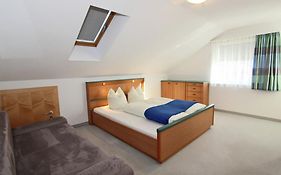Charming Apartment In Fiss At Ski Bus Stop